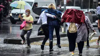 Erzurum'da sağanak sonrası sel ! Erzurum-Bingöl yolu ulaşıma zor anlar yaşattı