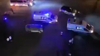 Diyarbakır'da otomobiller çarpışıp devrildi : 2 yaralı