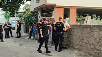 Annesini bıçaklayarak öldüren şüpheli tutuklandı