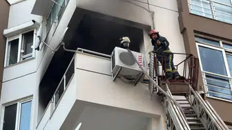 Antalya'da apartman dairesinde korkutan yangın