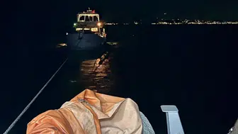 Fethiye açıklarında makine arızası yapan tekne sürüklendi : 9 kişi kurtarıldı