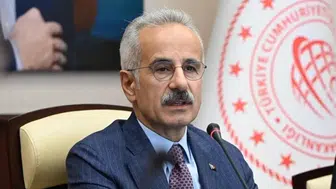 Bakan Uraloğlu açıkladı : Yolcu kapasitesi rekor kırdı