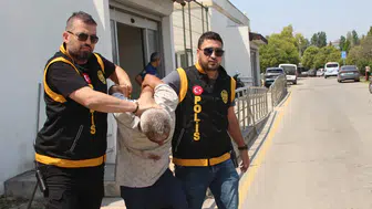 Eski eşini 8 yerinden bıçaklayan saldırgandan akıl almaz savunma