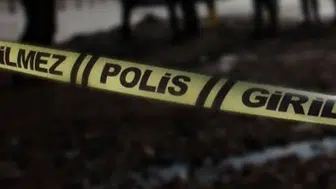 Sultanbeyli'de inşaat kazası : 2 işçi çatının altında kaldı