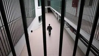Adana'da uyuşturucu satarken yakalanan şahsa 12 yıl hapis
