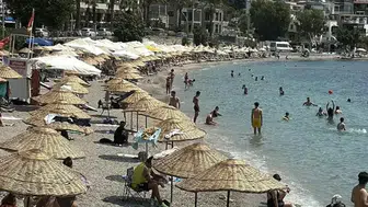 Bodrum'da termometreler 40 dereceyi aştı : Sahillerde yoğunluk oluşturdu