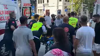 Samsun'da kucağındaki torunuyla yolun karşısına geçen kadına otomobil çarptı : Sürücü kaçtı
