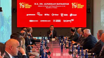 Bakan Bayraktar New York'ta yatırımcılarla buluştu: Enerji stratejileri ve kritik anlaşma