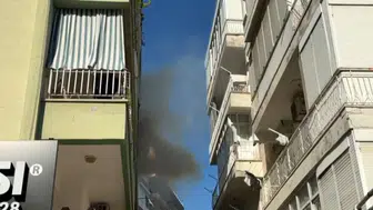 Antalya'da apartman dairesinde korkutan yangın : 3 kişi dumandan etkilendi