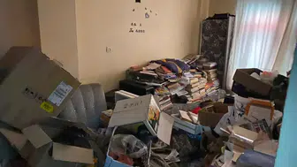 Amasya’da çöp ev skandalı : 3 katlı evden 1 ton çöp çıktı