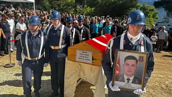 Girne gemi kazasında hayatını kaybeden uzman çavuş Ateş defnedildi