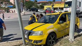 Çorum’da tır ile ticari taksi çarpıştı: 1 yaralı