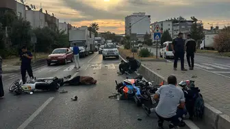Aydın Efeler'de motosikletler çarpıştı: 3 kişi yaralandı