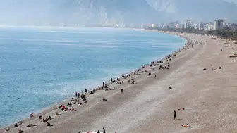 Antalya’da deniz suyu sıcaklığı hava sıcaklığını aştı