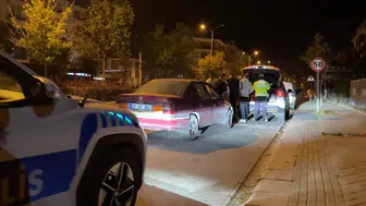 Eskişehir'de alkollü sürücü denetime takıldı : 25 bin TL ceza kesildi