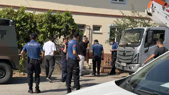 Kahramanmaraş'ta bir şahıs ailesini evde rehin aldı