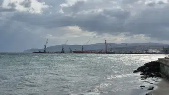 Tekirdağ'da 'Kestane Karası' fırtınası balıkçıları limanda tuttu