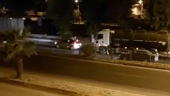 Aydın'da motosiklet bariyerlere çarptı : Sürücü yaralandı