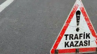 Bursa İnegöl'de otomobil bariyerlere çarptı : 2 yaralı