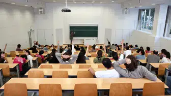 Yurt dışında okuyan öğrencilere burs ödemelerinde yeni düzenleme