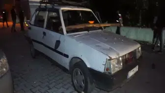 Burdur'da iki grup arasında kavga : Kürekler kullanıldı, 2 otomobil zarar gördü