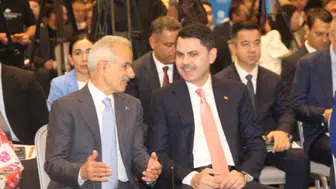 Bakanlar Kurum ve Uraloğlu Trabzon'da