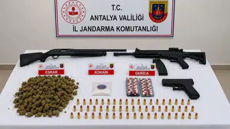 Antalya'da uyuşturucu operasyonu : 20 gözaltı
