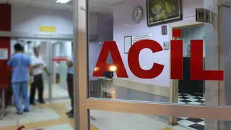 Şanlıurfa'da minibüs tahliye kanalı düştü : 15 tarım işçisi yaralandı