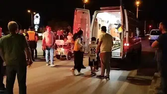 Çorum'da otomobil ile motosiklet çarpıştı : Yaralılar var