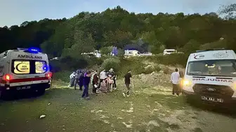 Bartın'da 'patpat' isimli tarım aracı devrildi : 1' ağır 8 yaralı