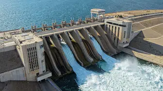 Suriye Rakka'da Fırat nehri'nin su seviyesi yükseldi