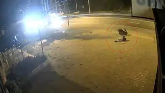 Trabzon'da motosiklet trafik levhasına çarptı : 17 yaşındaki sürücü yaralandı