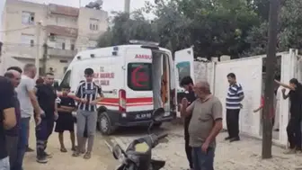 Ev sahibini sandalyeye bağlayıp altın ve paraları çaldılar