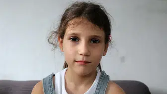 4 Yıl sonra gelen mutluluk : Biyonik kulak cihazına kavuşan Ayşegül yeniden duyuyor