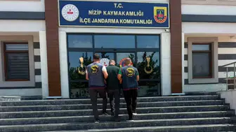 Gaziantep'te kesinleşmiş 10'ar yıl hapis cezası bulunan 2 firari yakalandı