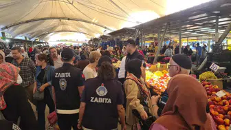 Zonguldak'ta pazar yerinde denetim : Etiket ve poşetler tek tek kontrol edildi