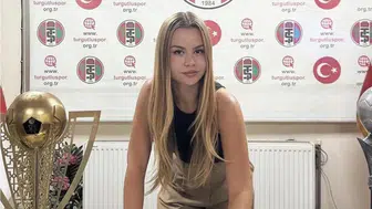 Turgutluspor bir ilke imza attı ! 22 yaşındaki Zeynep Mestan ilk kadın teknik direktör oldu