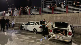 Kayseri Kocasinan'da zincirleme trafik kazası : 2 yaralı
