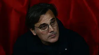 Bursa tribünlerinden Montella ve TFF'ye 'istifa' çağrısı