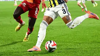 Galatasaray-Fenerbahçe derbisinin tarihi ve saati belli oldu