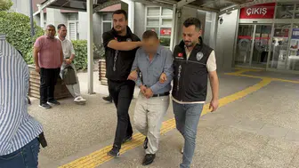 Aksaray'da dehşet : Eşini 5 yerinden bıçaklayan koca tutuklandı