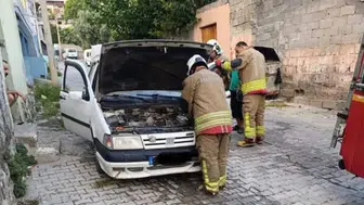 İskenderun’da otomobilde çıkan yangın söndürüldü