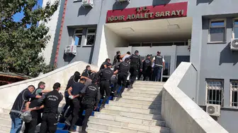 Iğdır merkezli 7 ilde kaçakçılık operasyonu : 6 tutuklu
