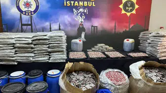 İstanbul'da uyuşturucu operasyonu: 1 buçuk ton uyuşturucu ele geçirildi, 46 gözaltı