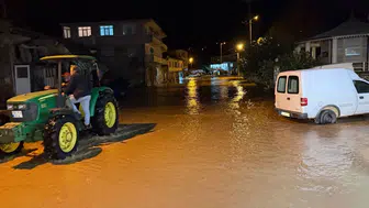 Sakarya Karasu'da sağanak ve sel
