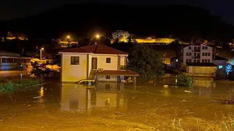 Sakarya'da sağanak hayatı olumsuz etkiledi