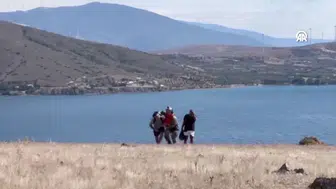 Marmara denizi'nde yelkenli tekne karaya oturdu