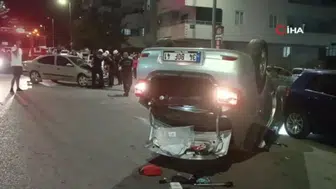 Şanlıurfa’da iki otomobil çarpıştı : Polis memuru yaralandı