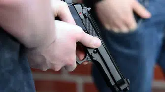 Aydın'da 2 husumetli arasında silahlı kavga : 1 yaralı