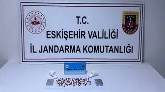 Eskişehir’de yolcu otobüsünde uyuşturucu operasyonu : 128 hap ele geçirildi